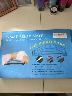 Waist Relax Mate Back Stretching Device - Blue